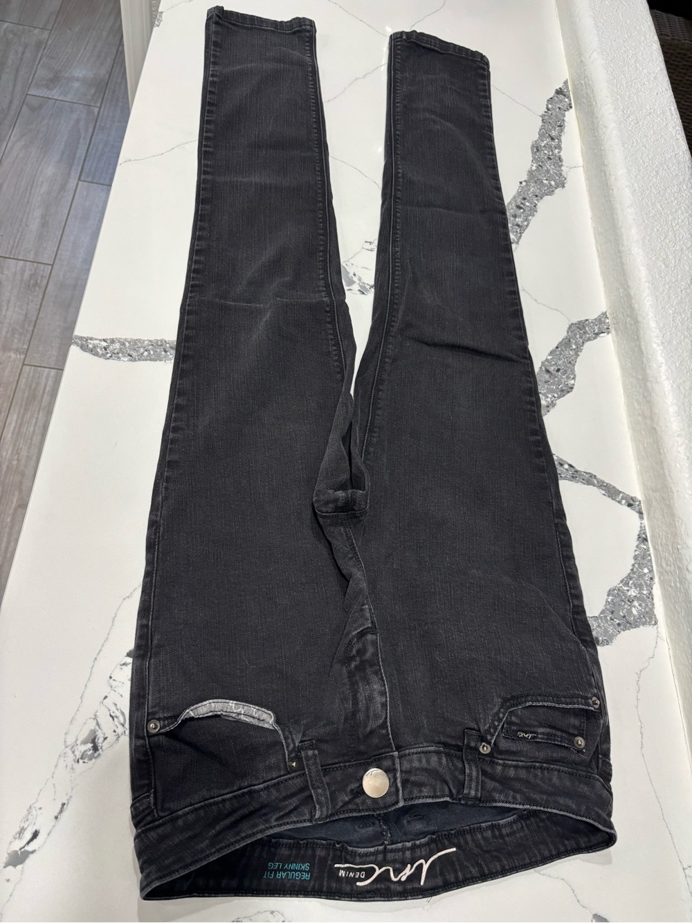 Inc denim regular fit skinny leg size 8
